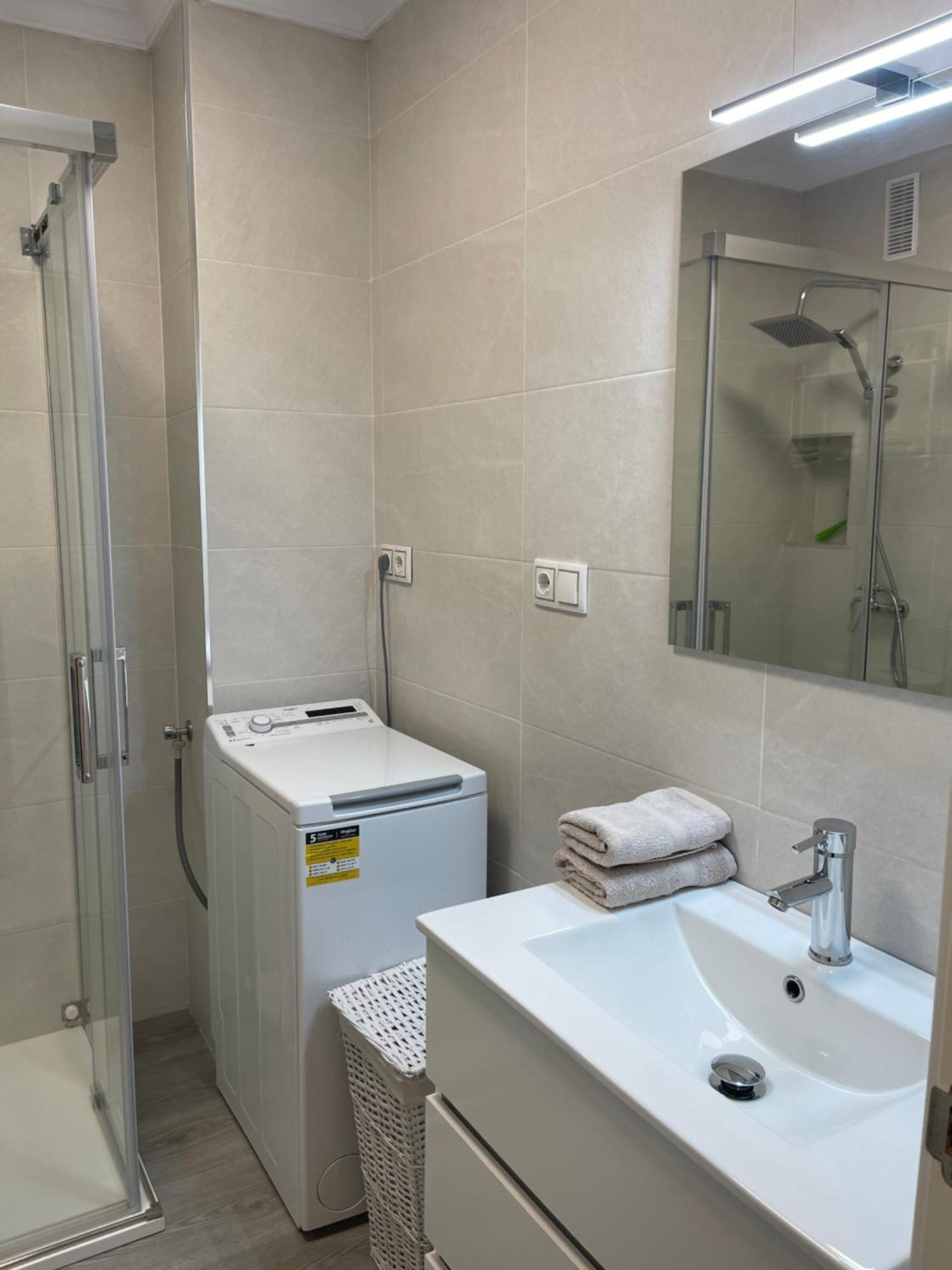 Apartamento Bruselas Торокс Екстериор снимка